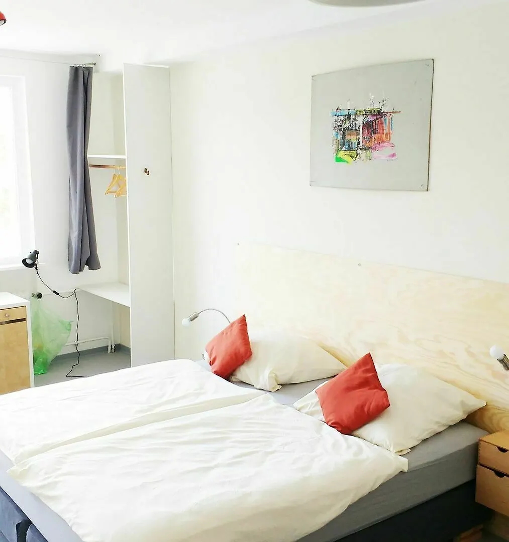 Hotel M I N I T E L Berlin